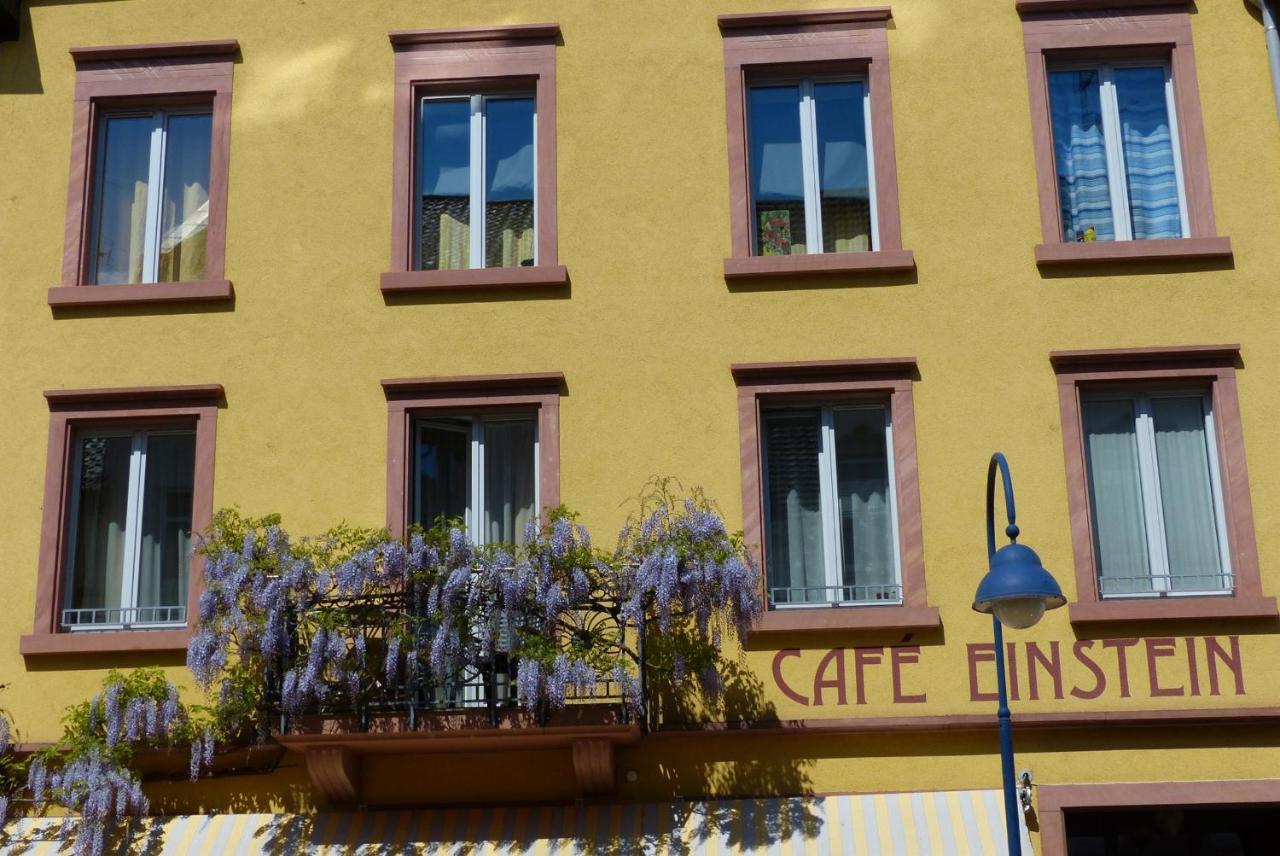 Apartments Im Cafe Einstein 弗赖堡 外观 照片